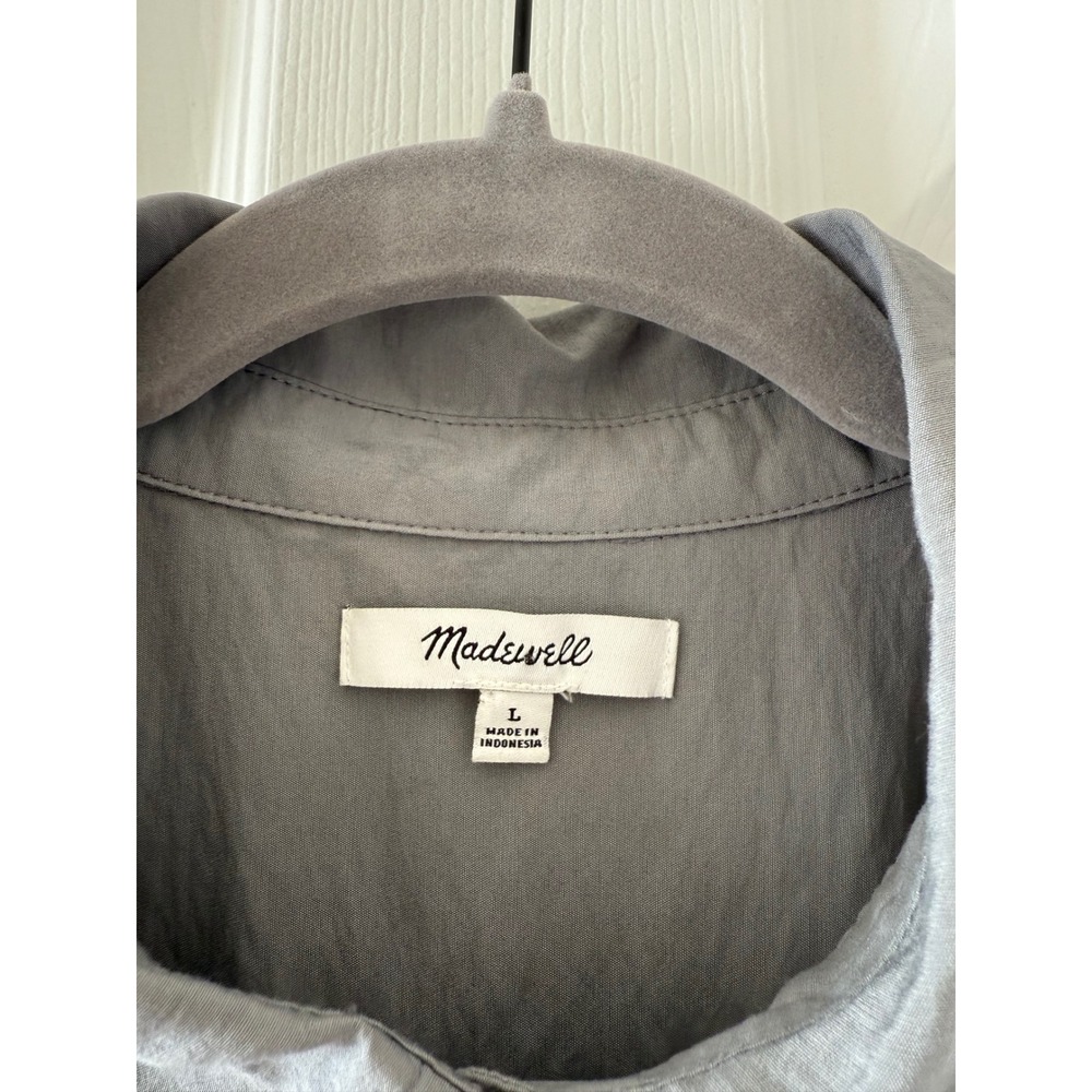 Madewell Central Drapey Shirt L Gray Short Sleeve Boxy Button Front Top - Picture 6 of 8